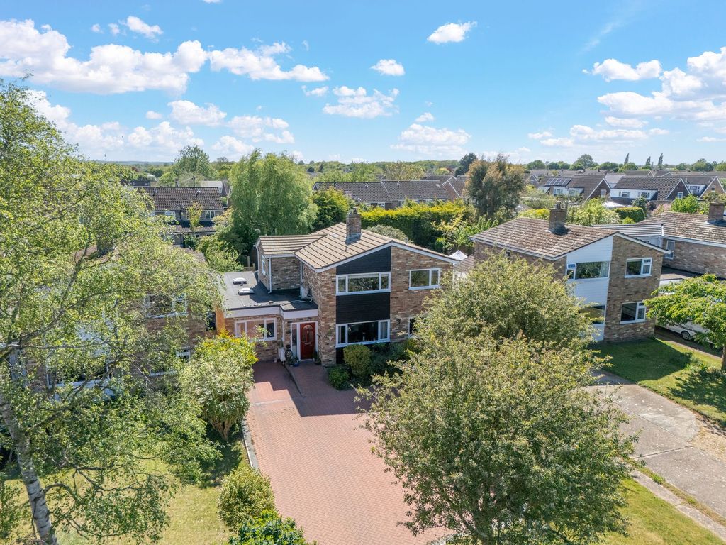 Property photo 1 of 27