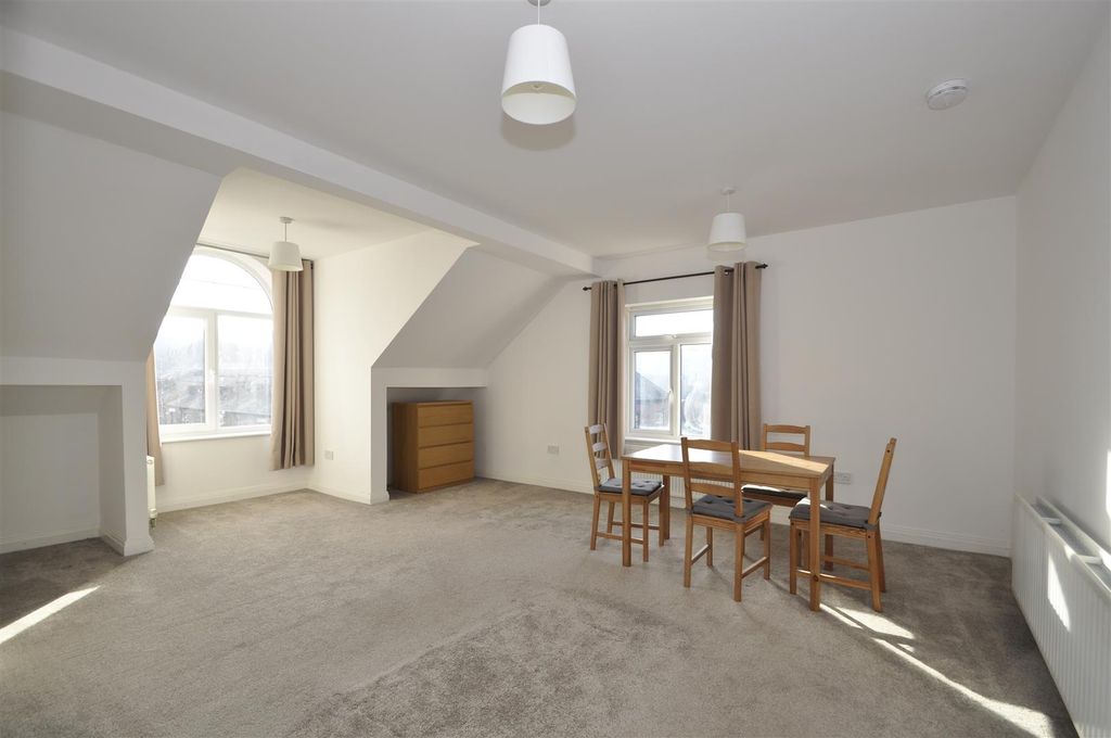 Property photo 2 of 7 4F2476C4-B848-47B1-85Ac-2Fad1160Eba7.Jpeg