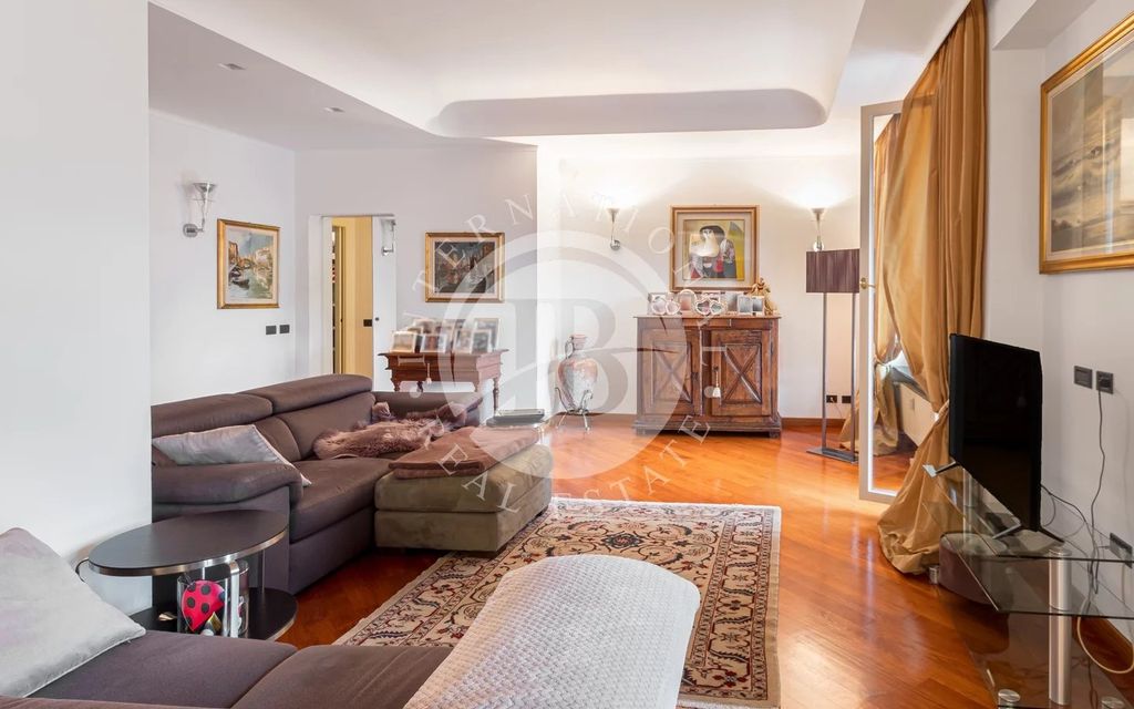 Property photo 2 of 30