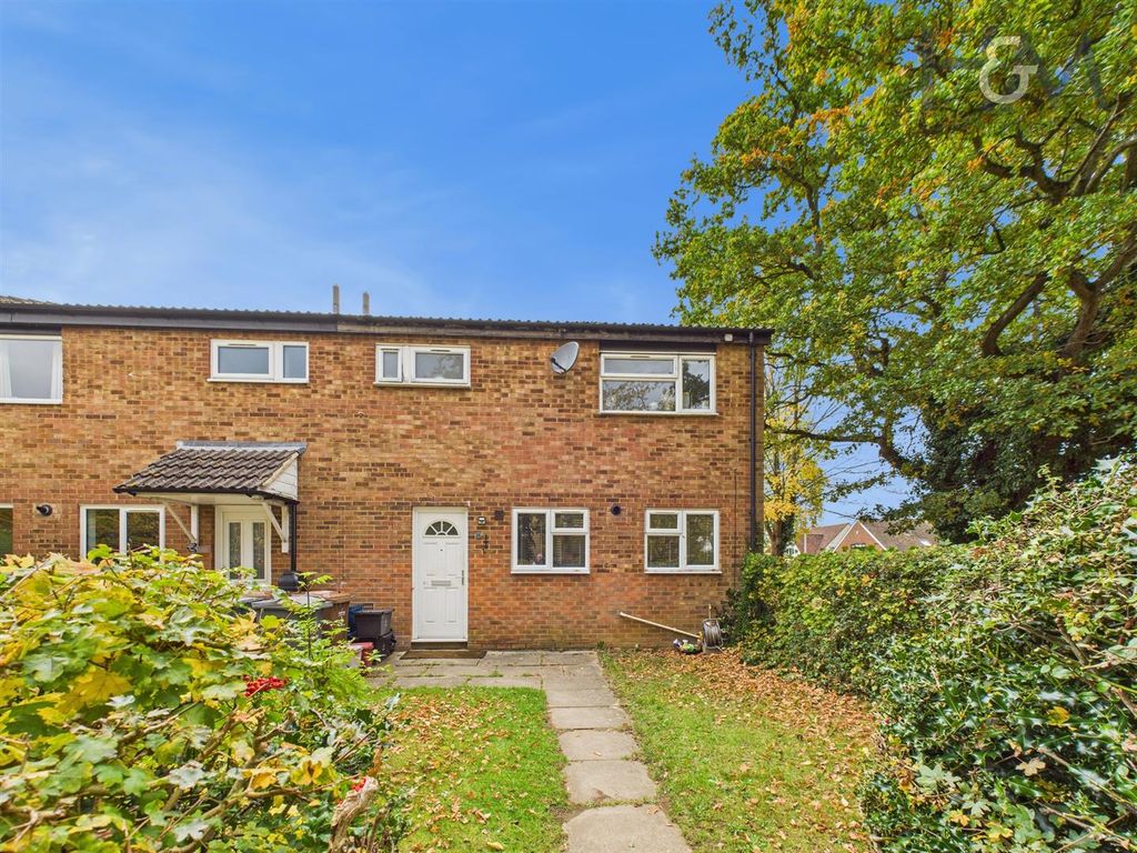 Property photo 1 of 12 Cam02804G0-Pr0390-Still015.Jpg