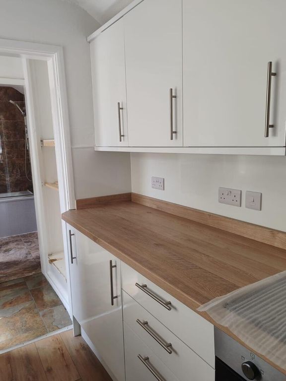 Property photo 3 of 10 Utility Room