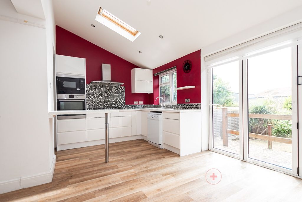 Property photo 2 of 24 4071952
