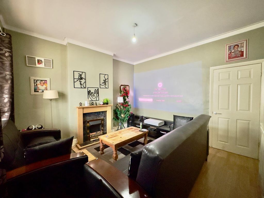 Property photo 2 of 9 Picture No. 05