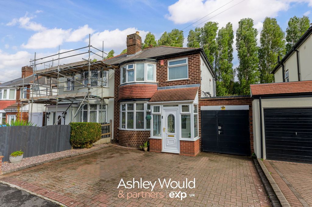 Property photo 1 of 23