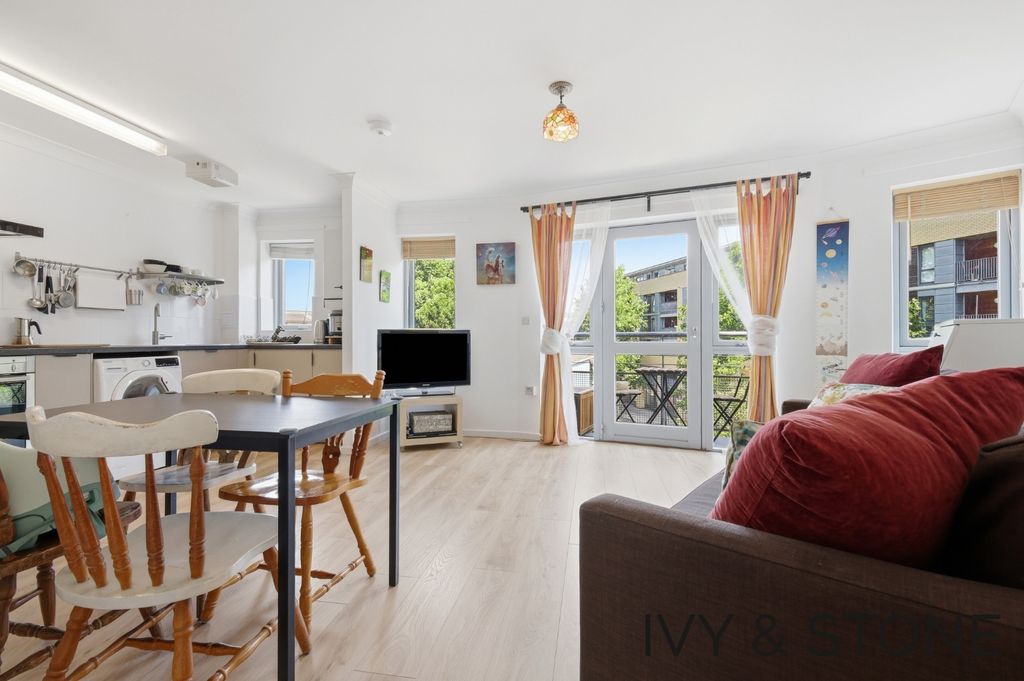 Property photo 1 of 12 5286470