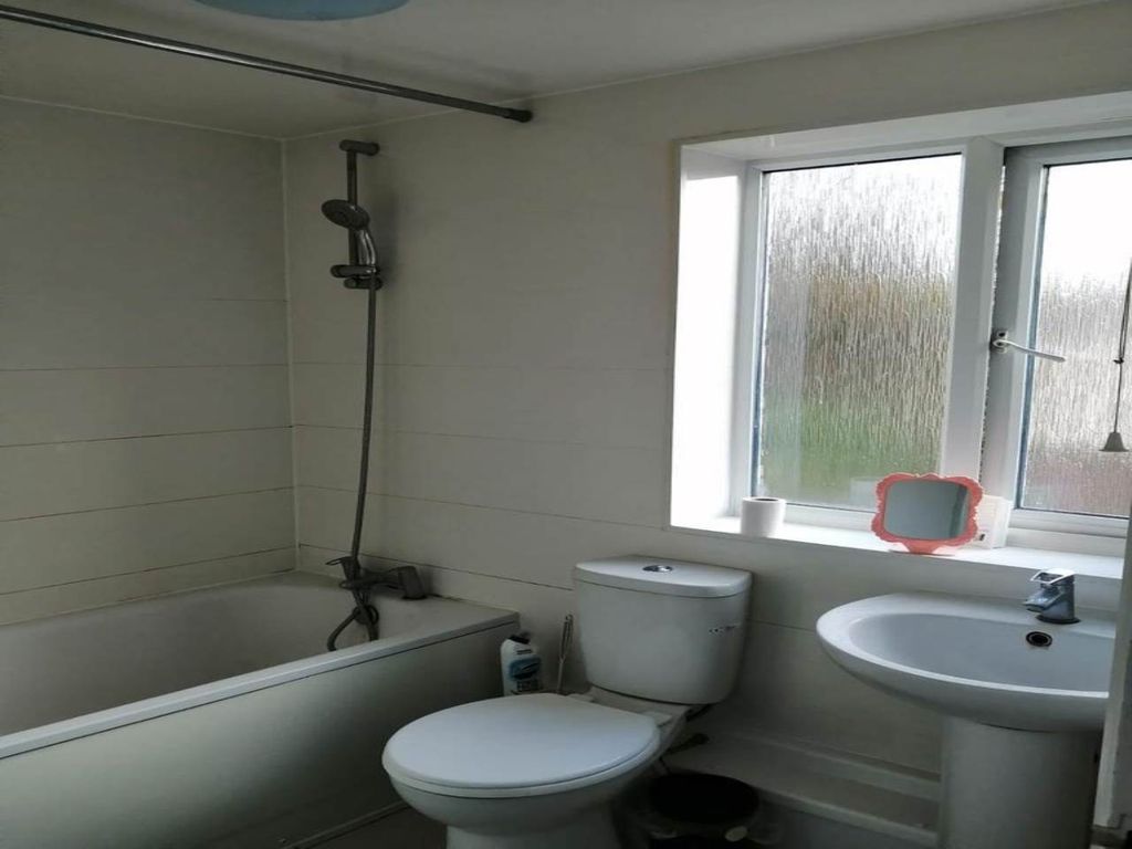 Property photo 3 of 4 541Fdc4E-c89B-4946-8514-F00B72Be3077