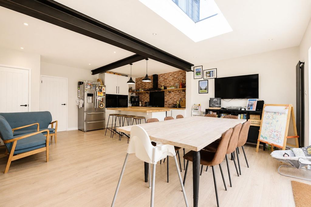 Property photo 1 of 17 Op Kitchen - Diner.Jpg