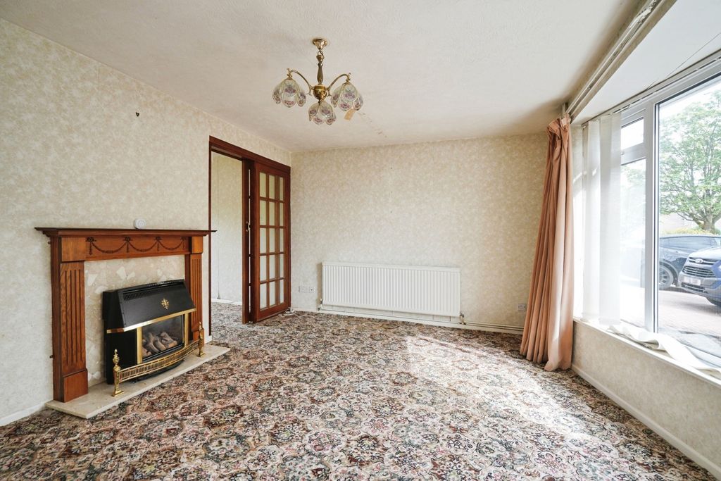 Property photo 3 of 20 Pbox-Img.Jpg
