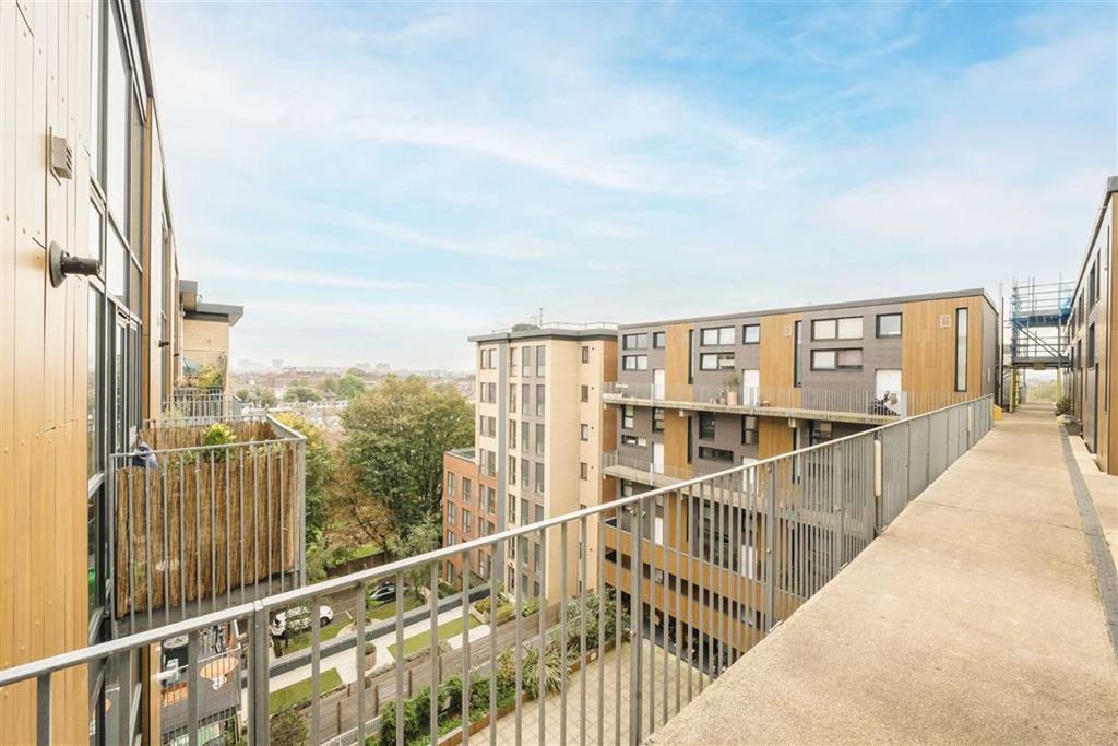 Property photo 1 of 4