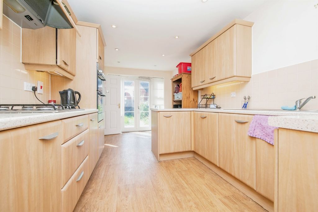 Property photo 2 of 15