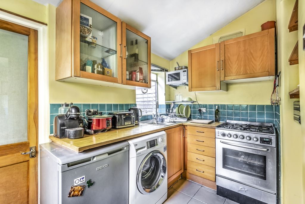 Property photo 2 of 5 371062 (3)c