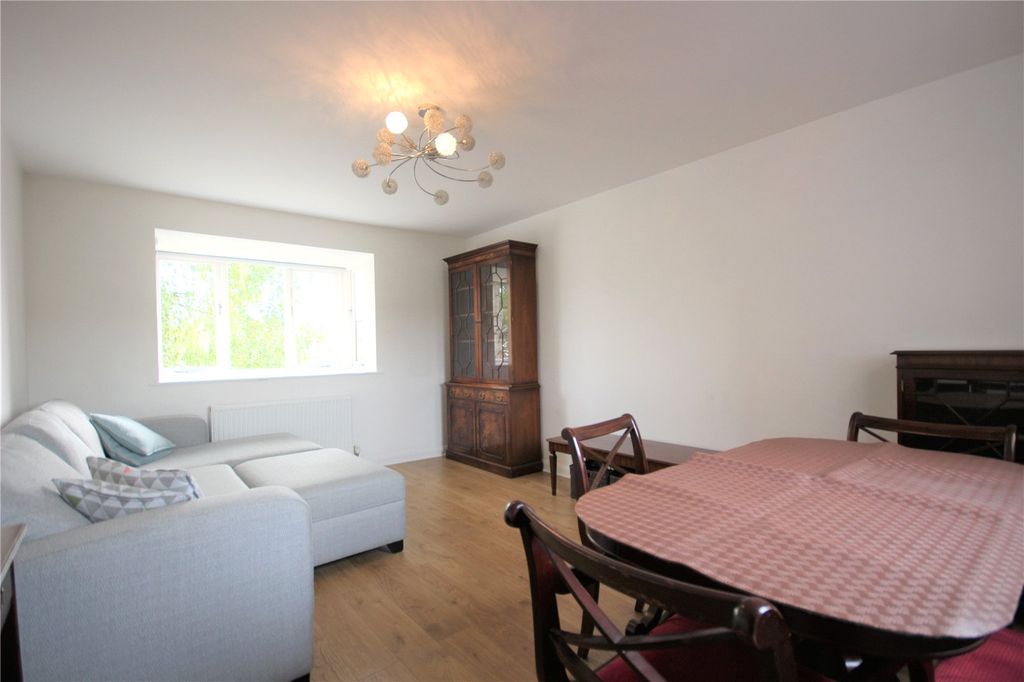 Property photo 2 of 7 Picture No. 08