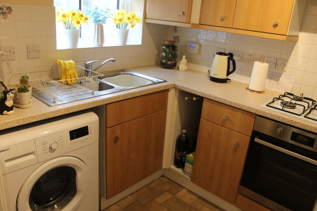 Property photo 2 of 16 Photo 3