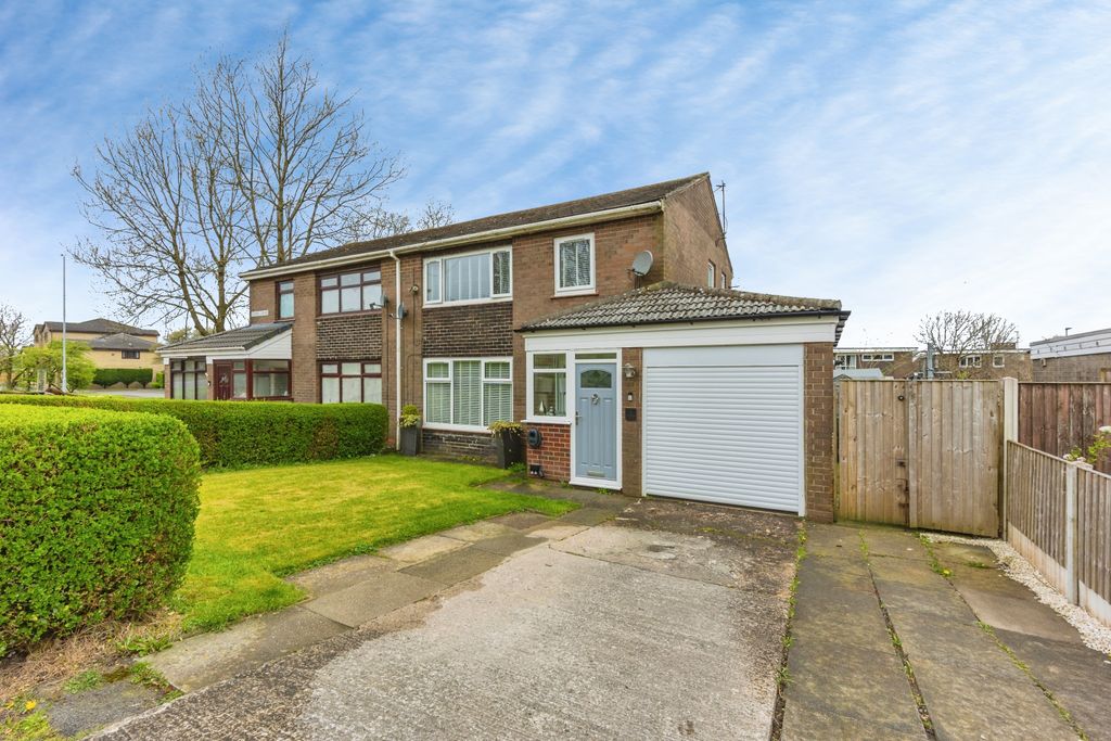 Property photo 1 of 23