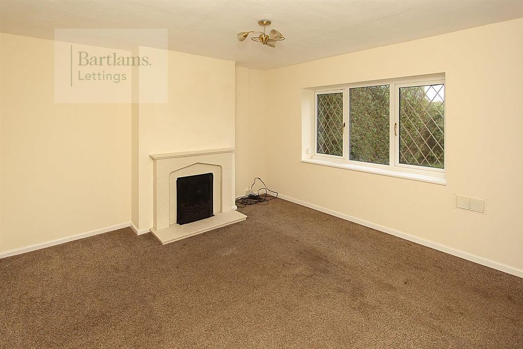 Property photo 2 of 10 Lounge