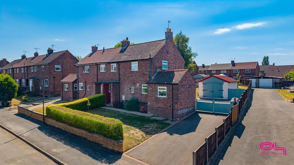 Property photo 1 of 28 Goseley Avenue, Hartshorne (2).Jpg