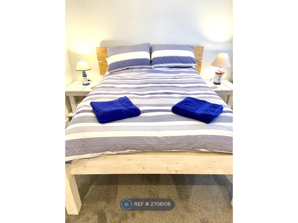 Property photo 2 of 7 Bedroom 2