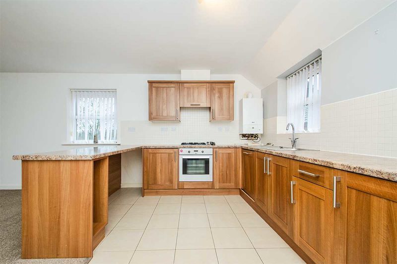 Property photo 3 of 17 Photo 12