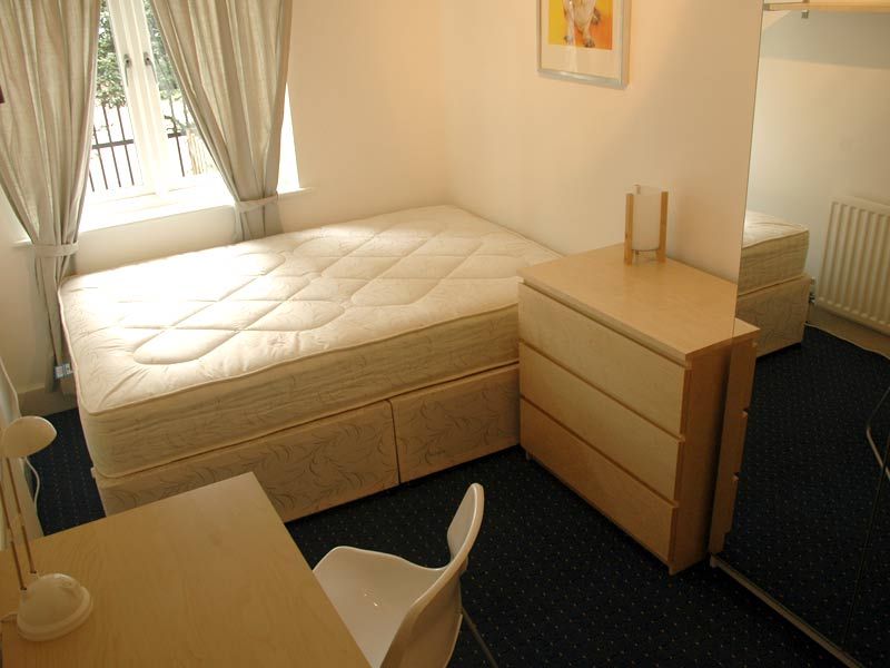 Property photo 1 of 9 House Share