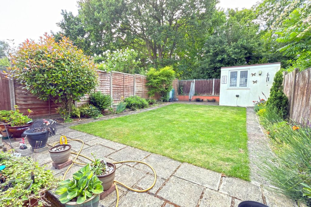 Property photo 3 of 20