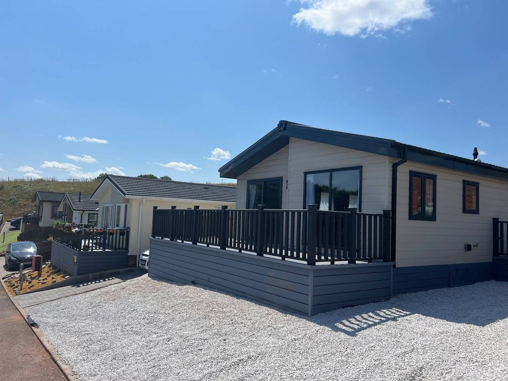 Property photo 1 of 49