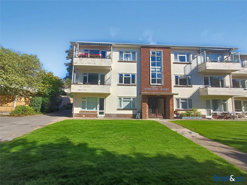 Property photo 1 of 13 Stretton Court