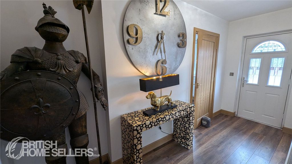 Property photo 2 of 19 Picture No. 06