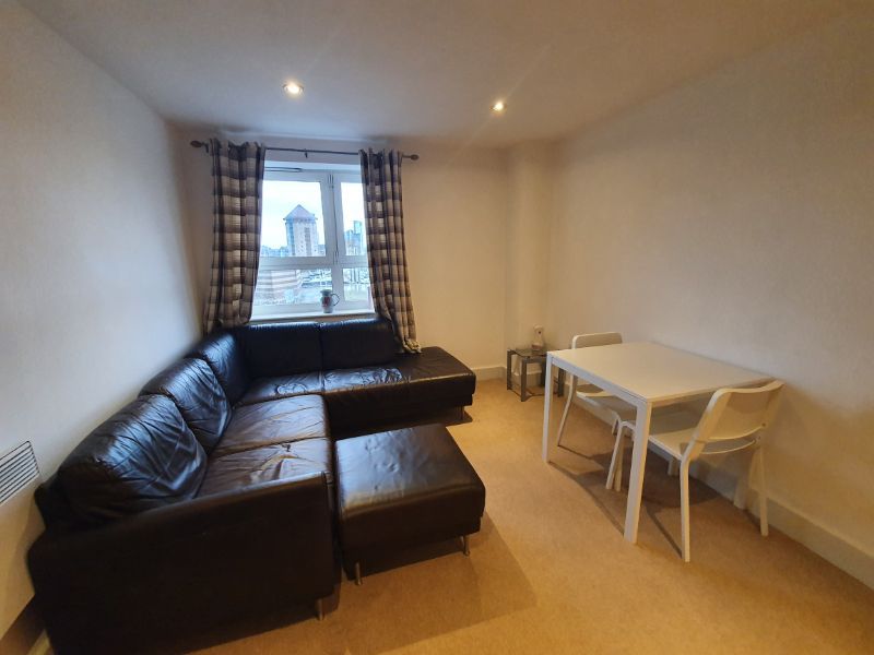 Property photo 2 of 8 Front Description 1