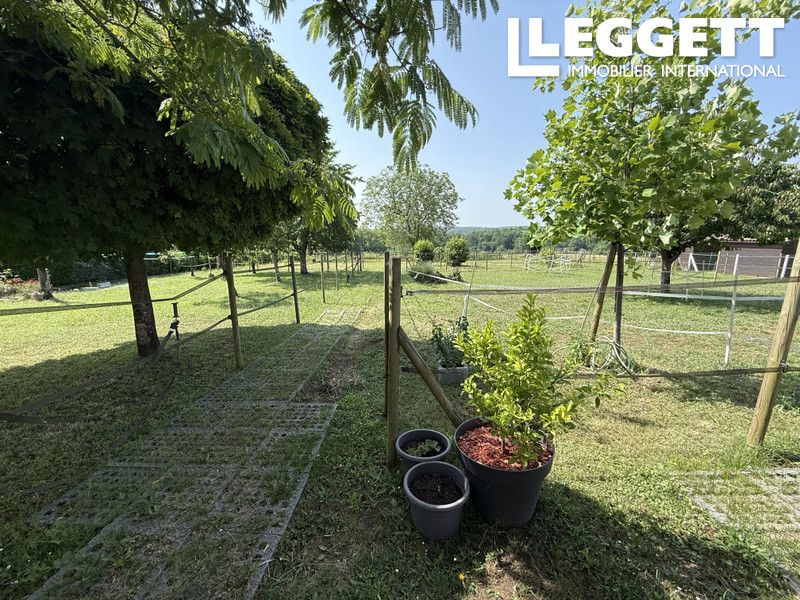 Property photo 3 of 10