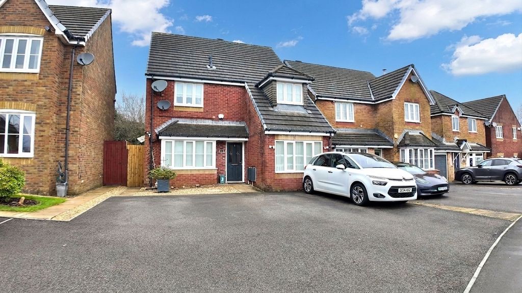 Property photo 1 of 31