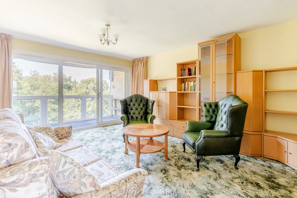 Property photo 2 of 19 2