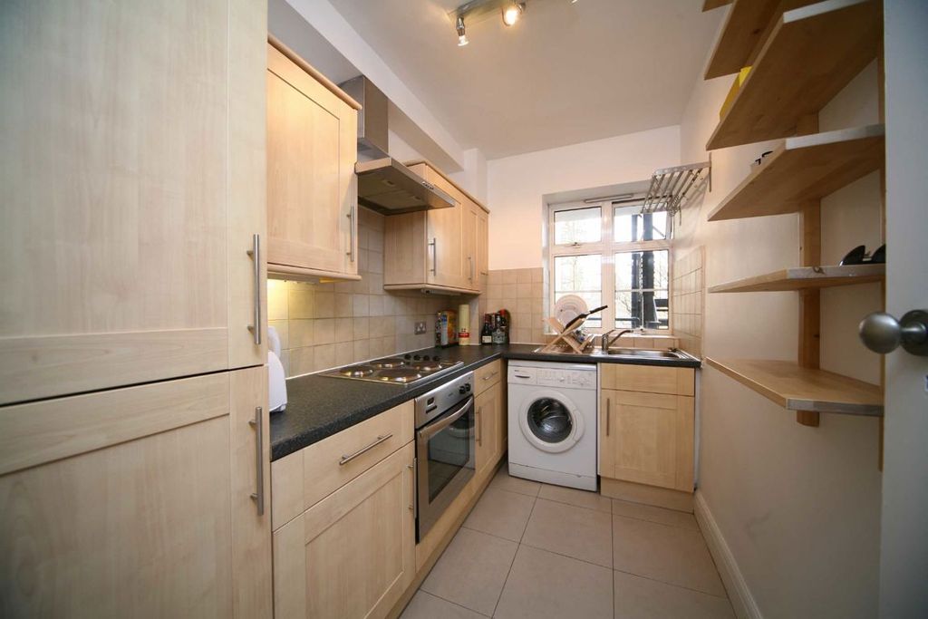 Property photo 3 of 4