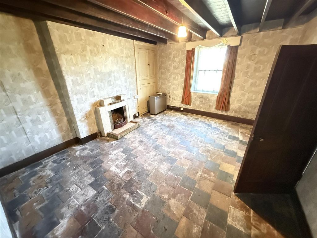 Property photo 3 of 33 Tempimagevfijpx.Jpg