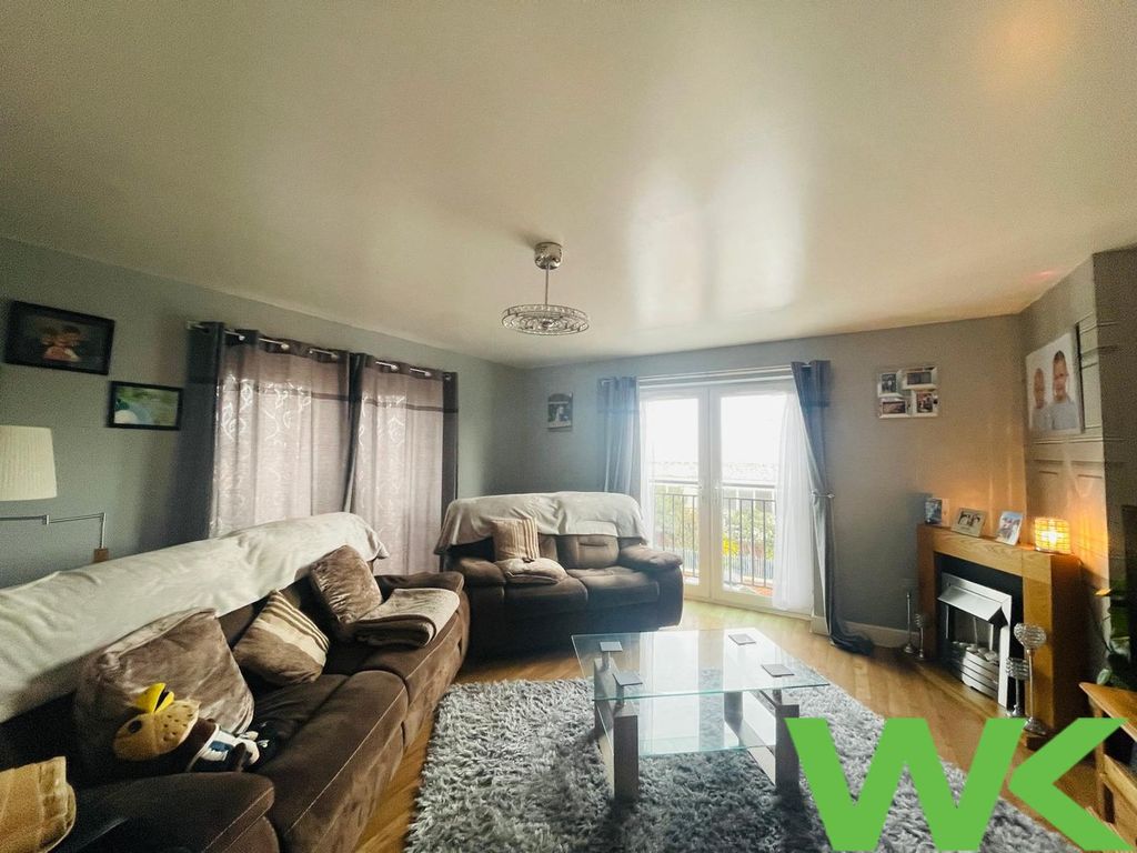 Property photo 2 of 5