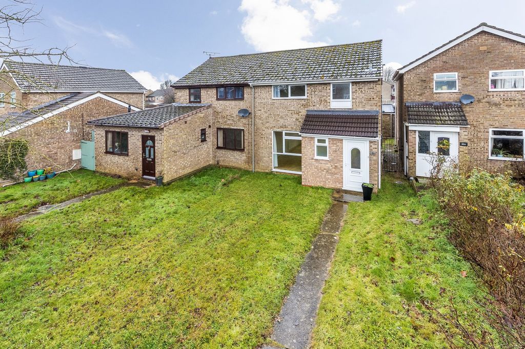 Property photo 1 of 21