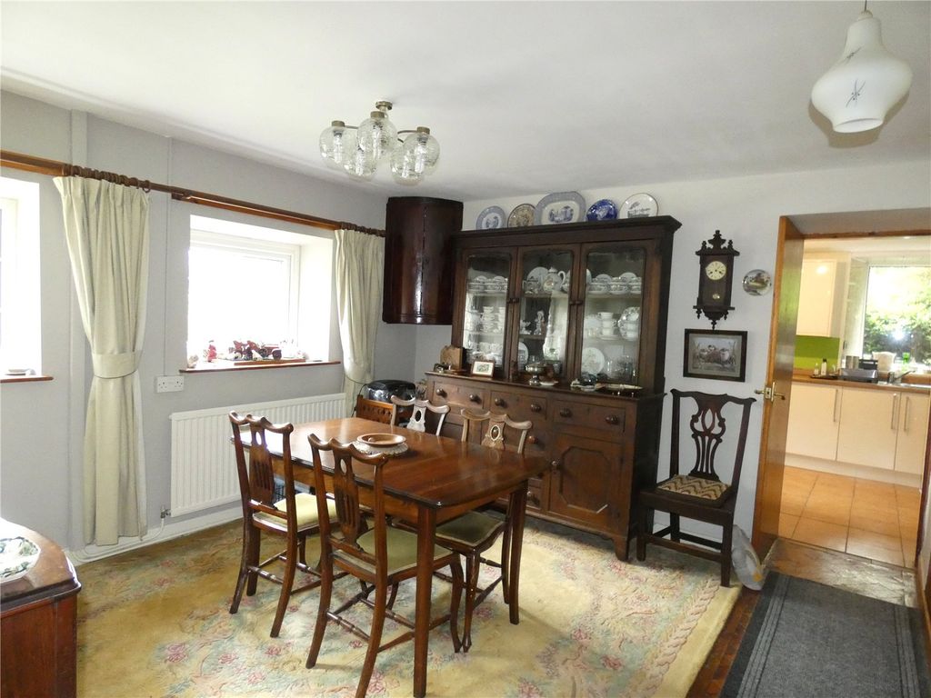 Property photo 3 of 22 Picture No. 15