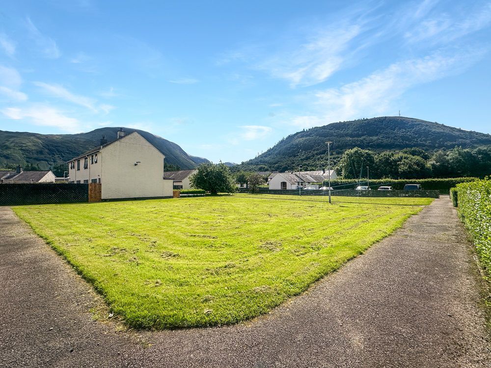 Property photo 2 of 41