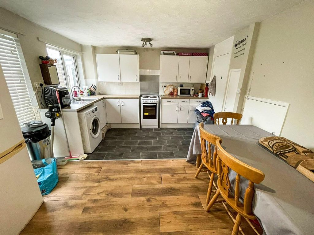 Property photo 3 of 11 Tlc_A29A3c69-0d94-4763-Afee-789160Feb12A_6Efc8B7.J