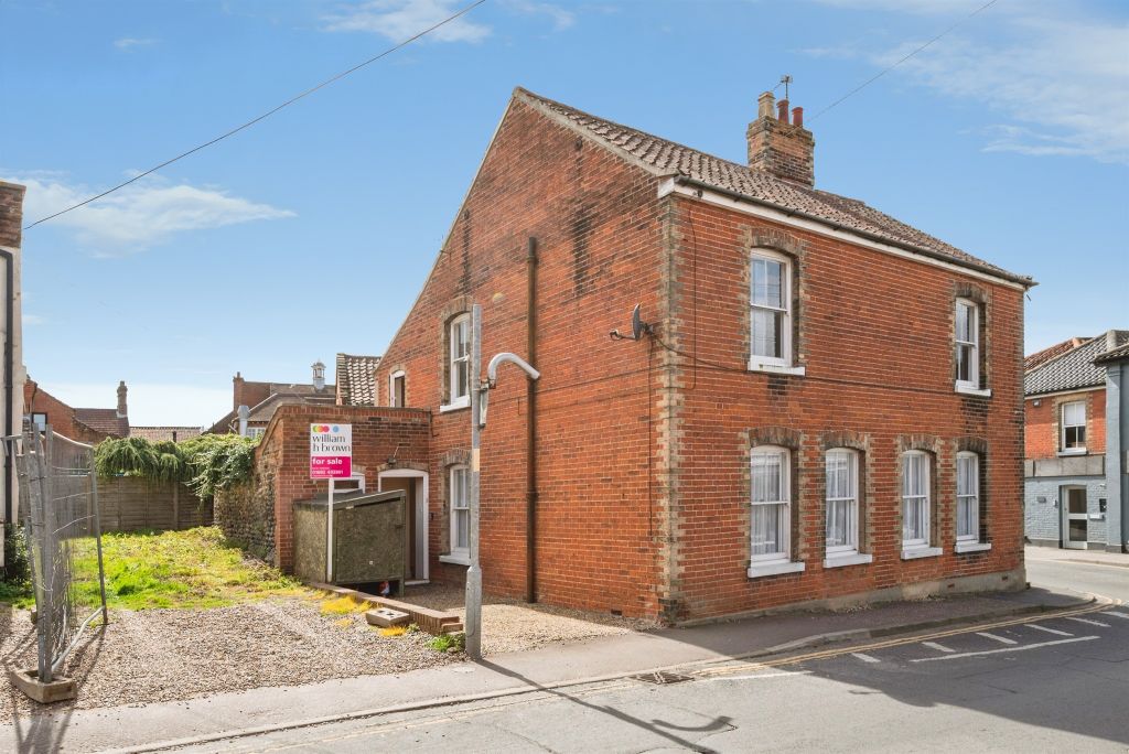 Property photo 3 of 19