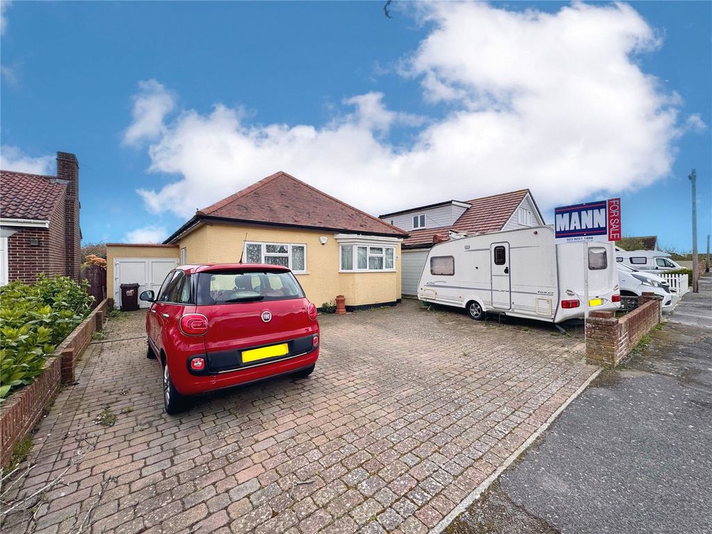 Property photo 2 of 16 Picture No. 25