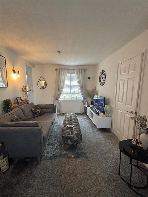 Property photo 2 of 8 Alderton Way - Living Room 2.Jpg