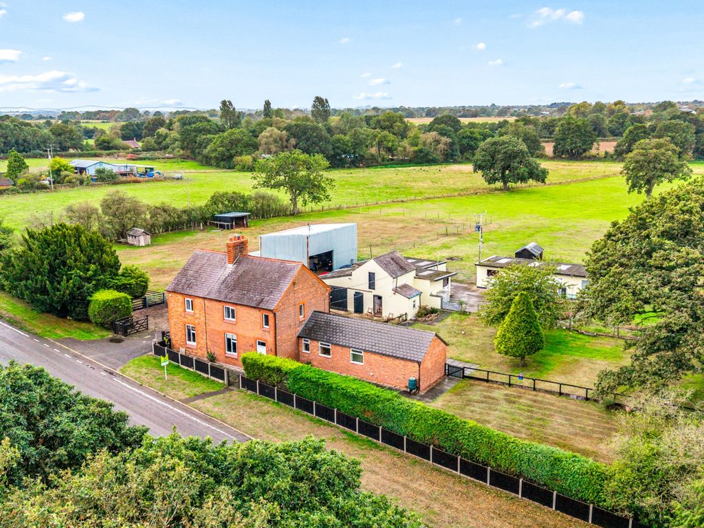 Property photo 1 of 25 Side Emilydimelowewemovewhitchurchandnantwich