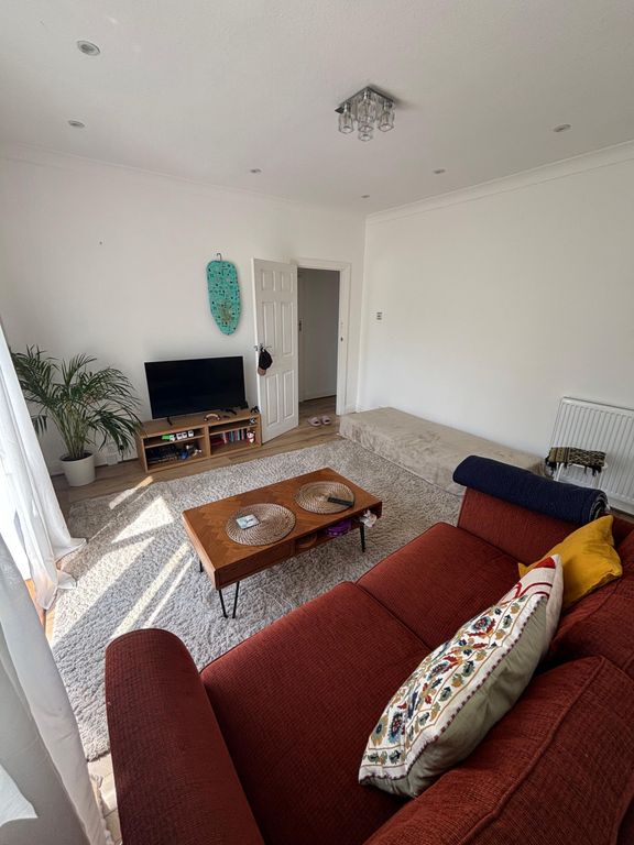Property photo 2 of 7