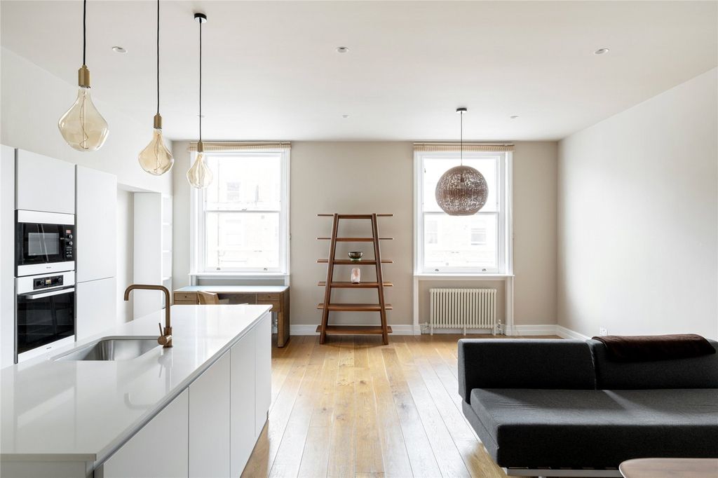 Property photo 2 of 13 Picture No. 04