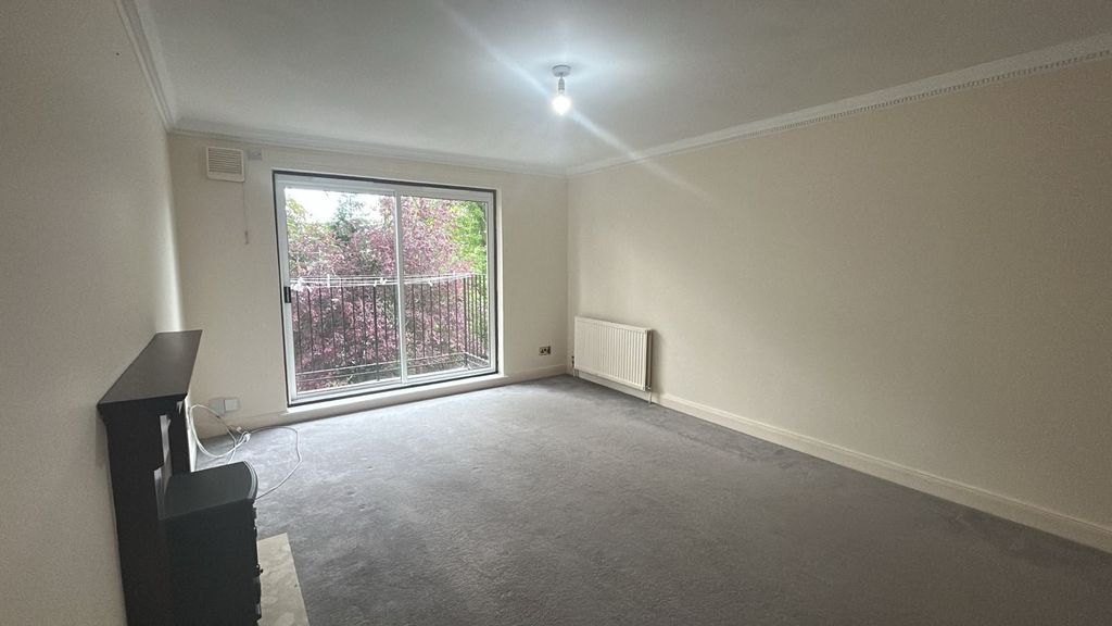 Property photo 3 of 13 Picture No. 25