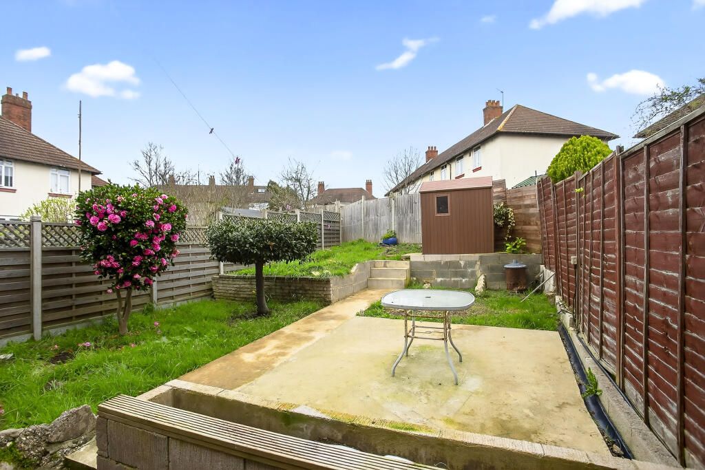 Property photo 2 of 12