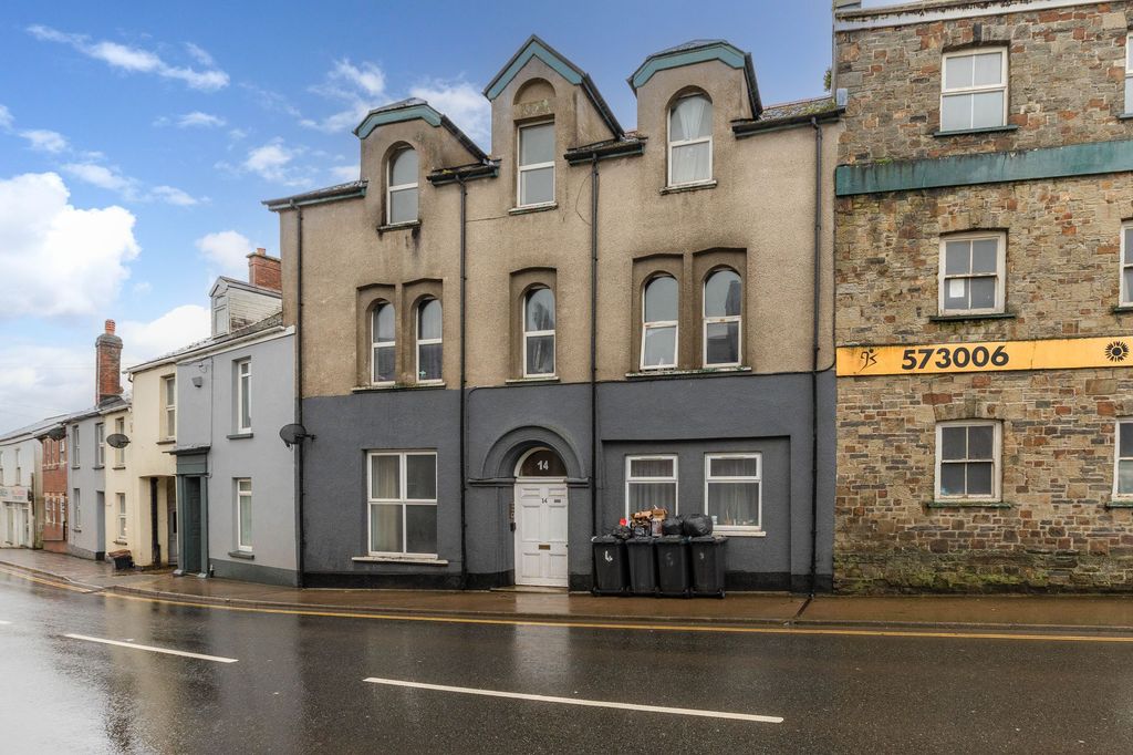 Property photo 1 of 1