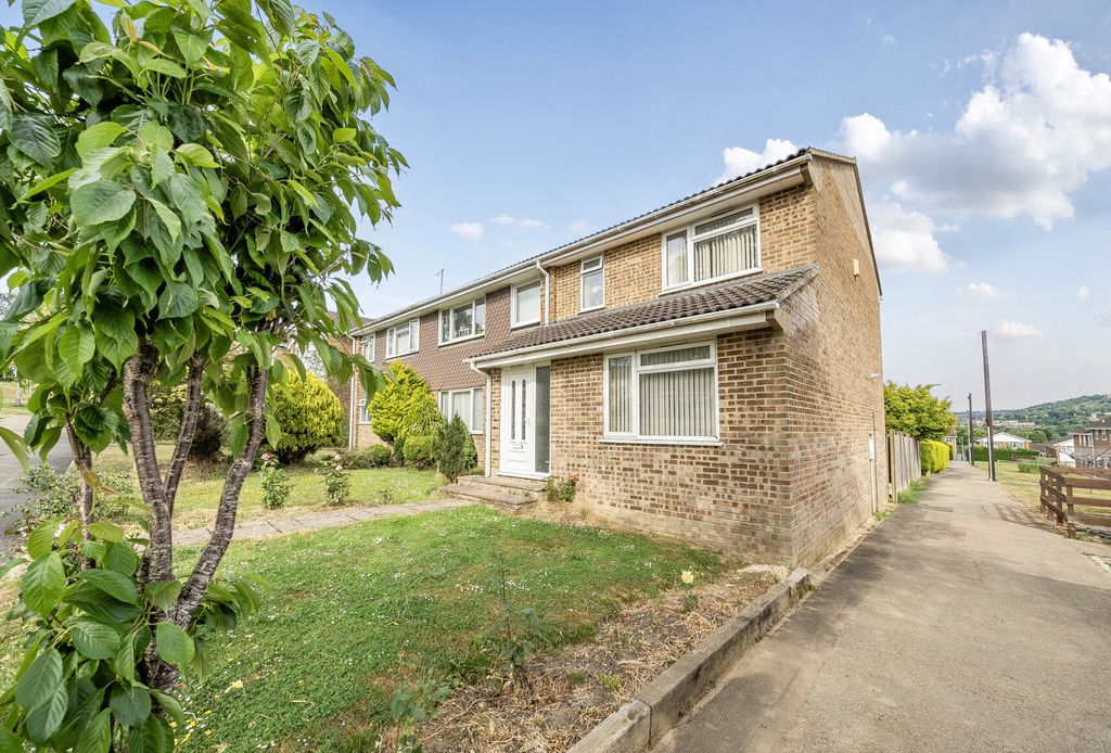 Property photo 1 of 19 1298806-1-6839E4B...