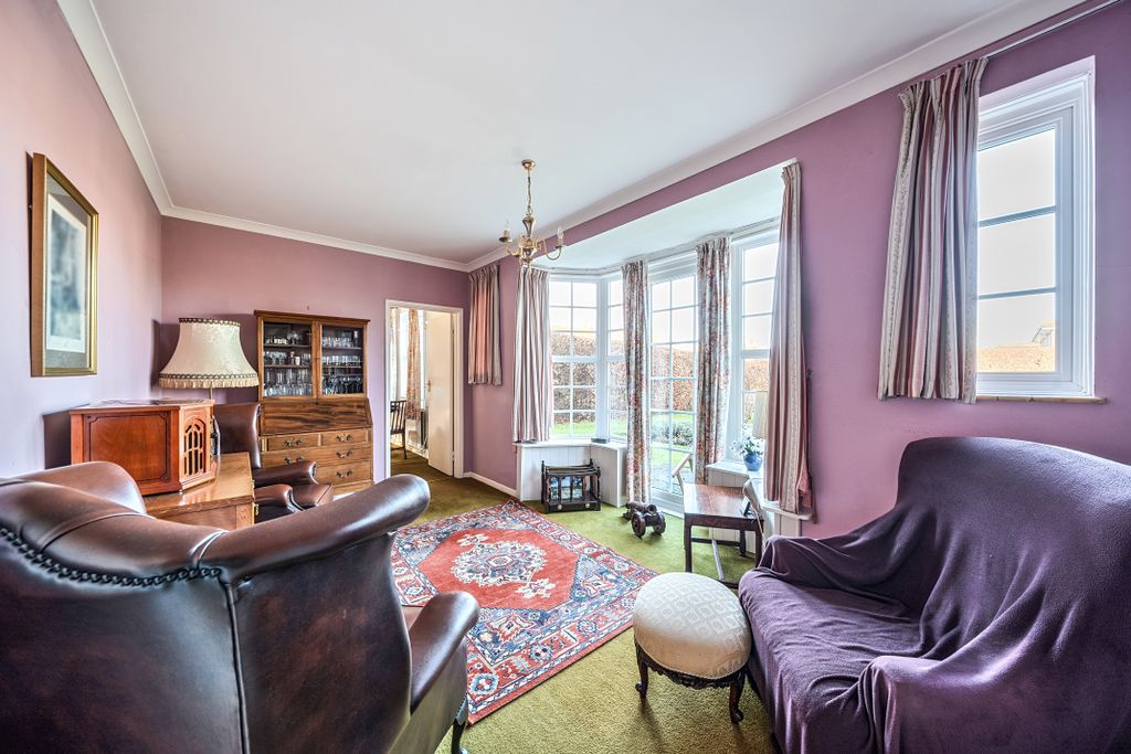 Property photo 2 of 16