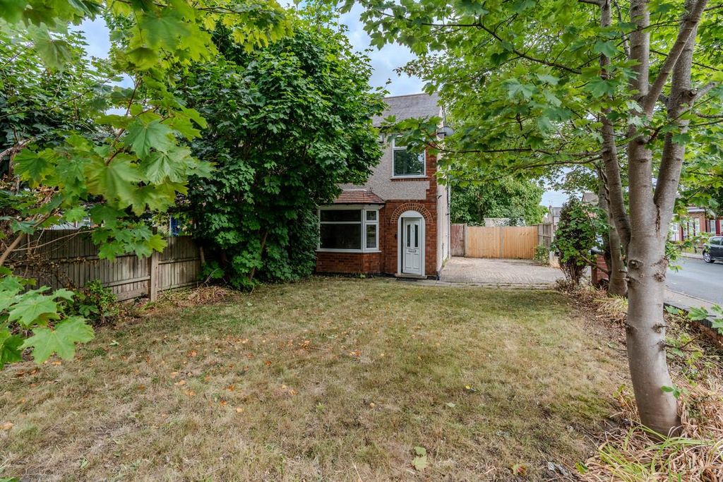 Property photo 1 of 25